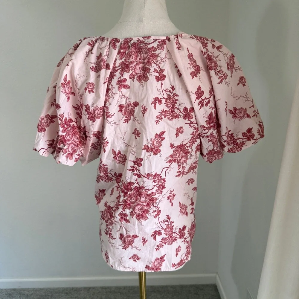 Banana Republic Pink Floral Toile Poplin Blouse Small Cottage Coquette Regency